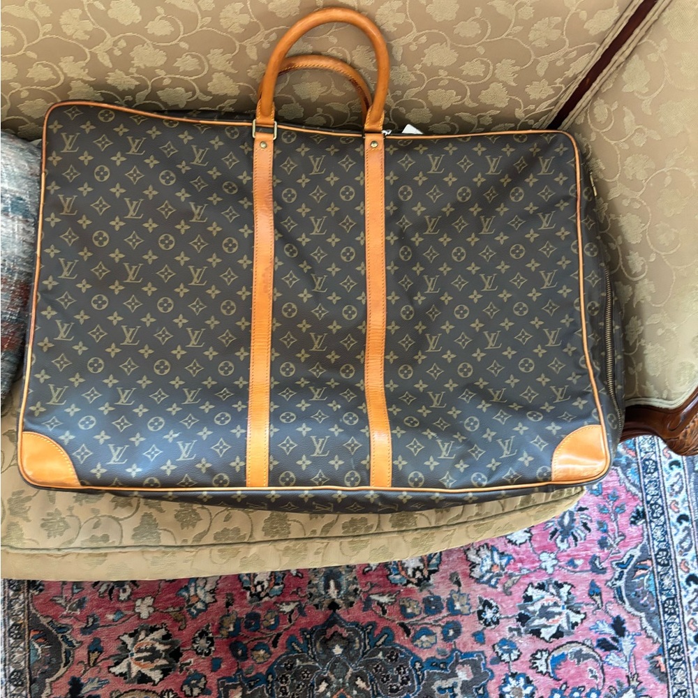 Authentic Louis Vuitton Travel Bag - Picture 4 of 5